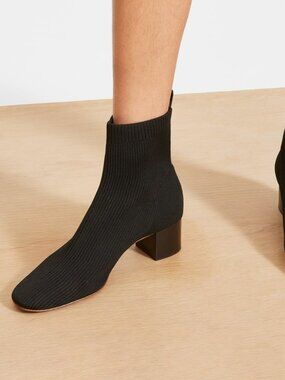 Everlane Women's Glove Boot in Black, Size 9, Leather